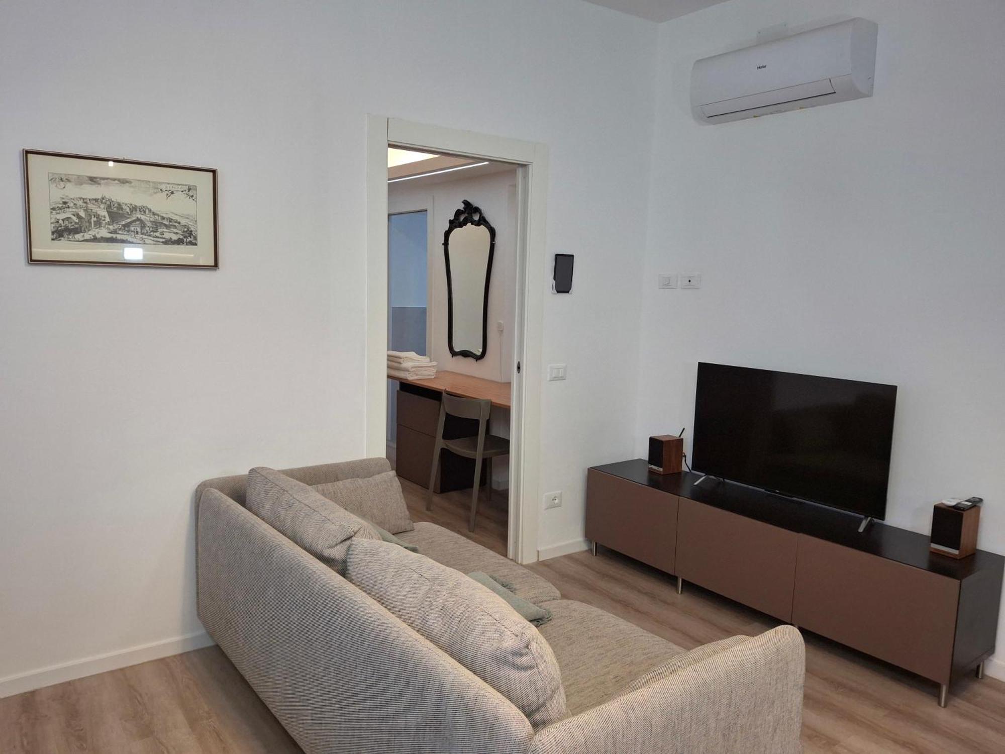 Fantoni Apartment *